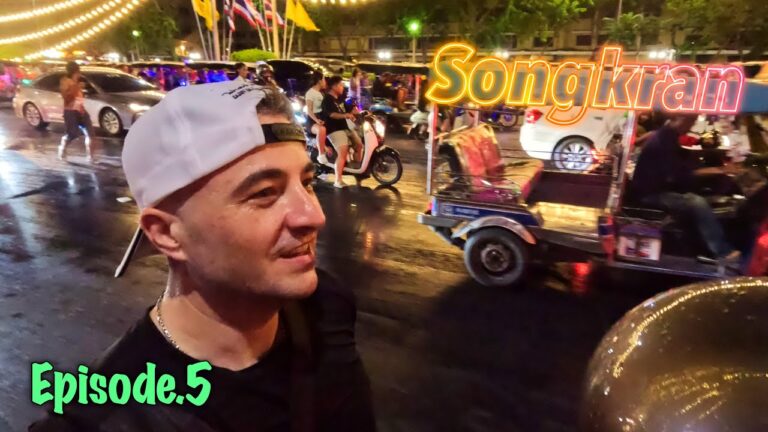 THAILAND Vlog Series Episode 5-Songkran at Silom & Khaosan Road