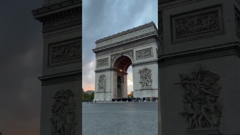 arc de triomphe #satisfyingvideo #shortvideo #paris