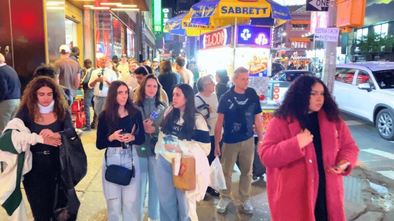 [4K] New York City – Discover Times Square 🏙️✨ – Manhattan at NIGHT!